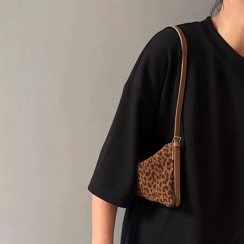 Fashion Leopard Print Mobile Phone Bag Commute Matte New Women's Bag Versatile Leather Crossbody Bag Trendy Small Shoulder Bags