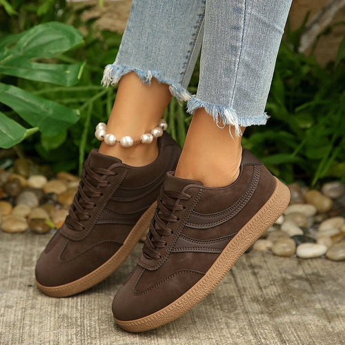 2026 New Round Toe Front Lace Up Women's Retro Sneakers , Fashionable Flat Bottom Low Top Front Lace Up Women's Training Shoes