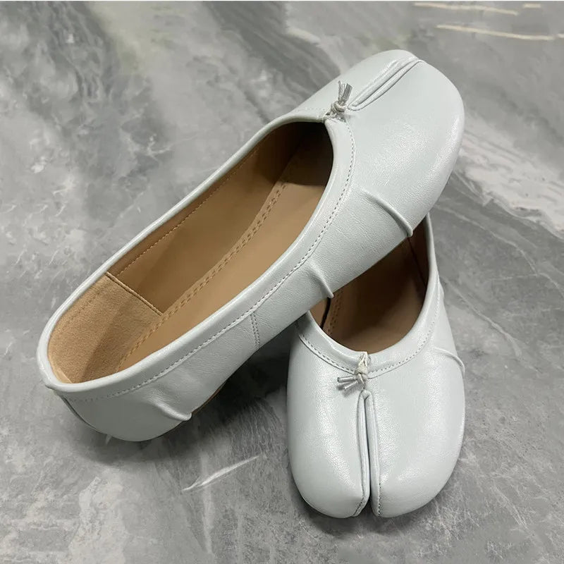 Mirelle Split-Toe Ballet Flats